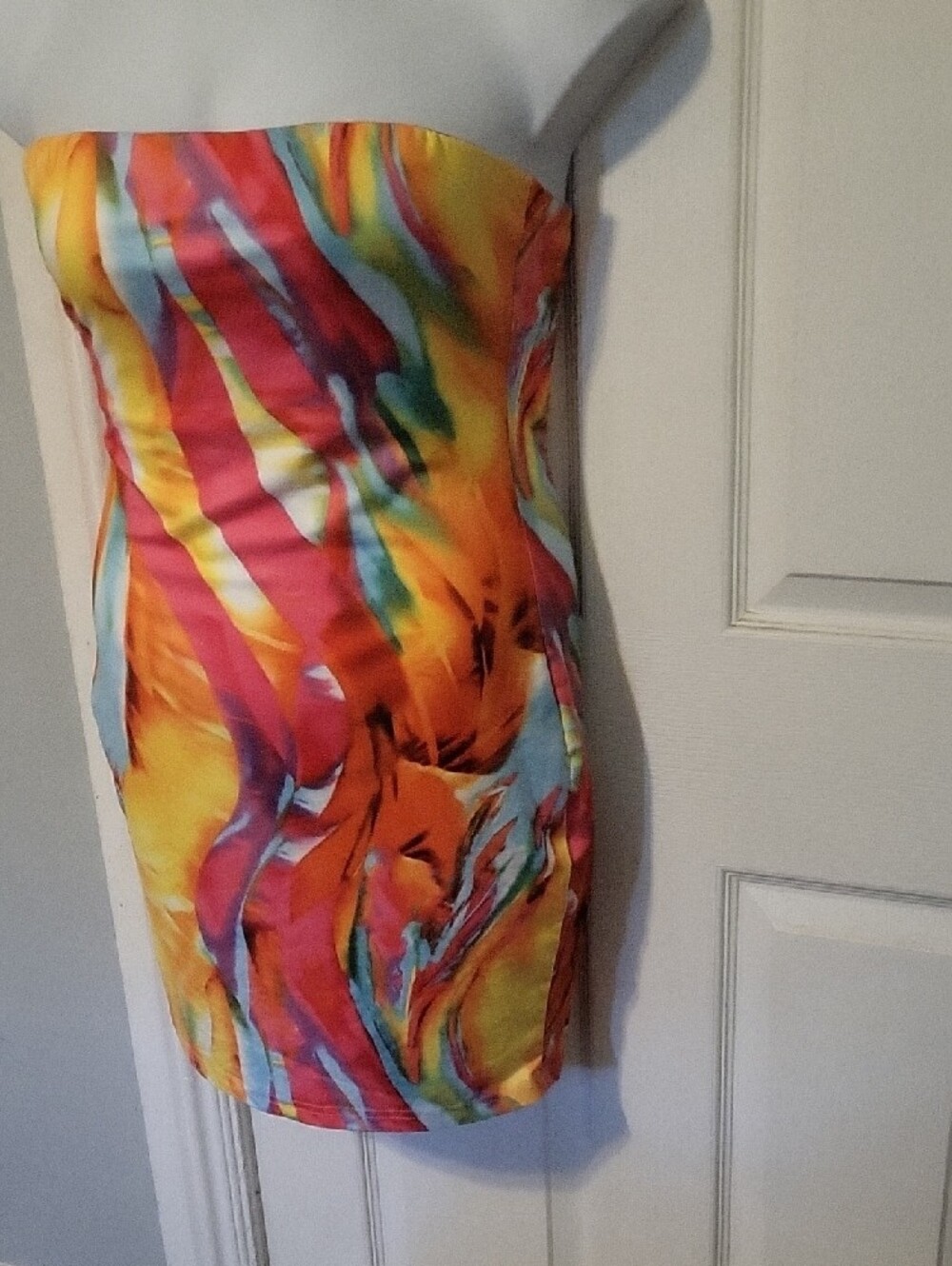 SHEIN Vibrant Multicolor Strapless Bodycon Mini Dress - Picture 9 of 12